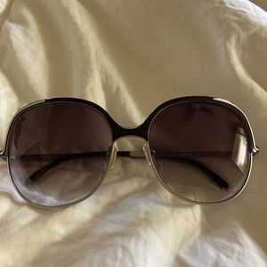 Chloe Metal Frame Sunglasses with case